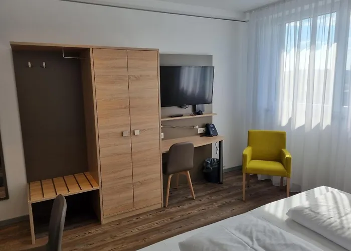 Avangard Living Apart-hotel 3*